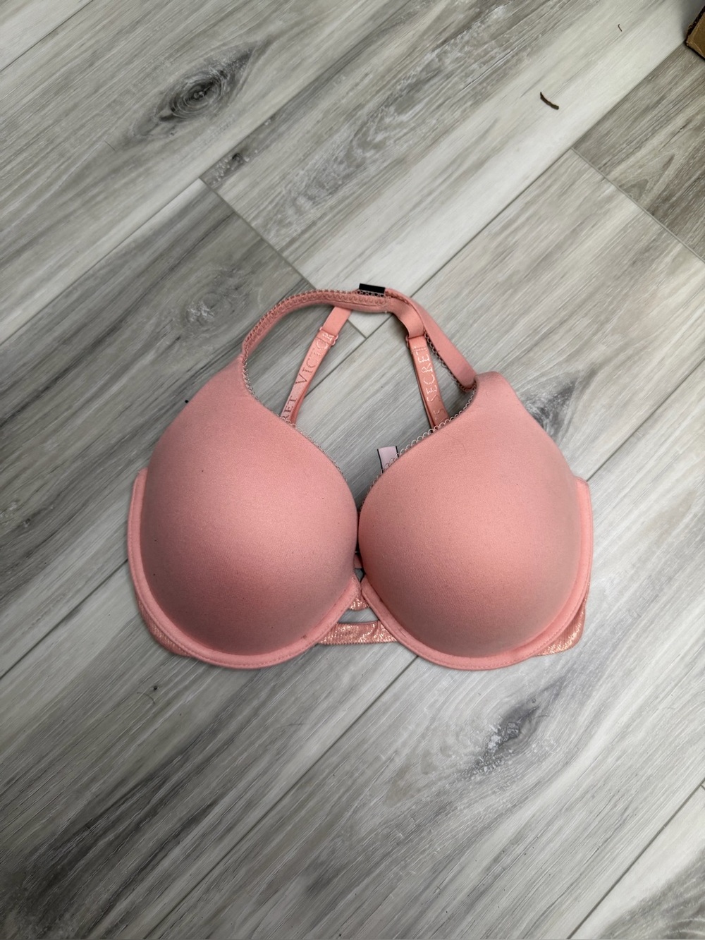 Victoria's Secret Soft Pink Molded T-Shirt Bra SZ 32ddd